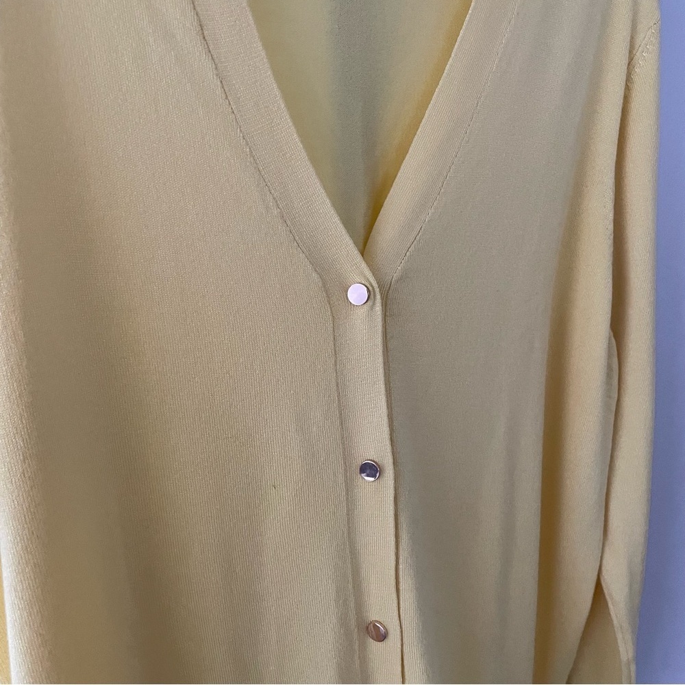 Cleo Yellow Button Down Vneck Knit Cardigan Sweater Gold Buttons Size XL Womens - Picture 6 of 8